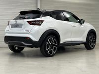Nieuw Nissan Juke Pack 143 PK (105 kW) 2025 Pearl white / pearl black SUV