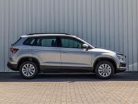 Nieuw Skoda Karoq Selection 116 PK (85 kW) 2025 Zilver, metallic lak SUV