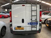 tweedehands Renault Trafic 2.0 dCi T29 L2H1 Bijrijdersbankje, Imperial, trekhaak, 139000 km