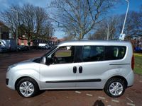 Occasion Opel Combo Cosmo 97 PK (71 kW) 2013 Grijs, metallic lak MPV