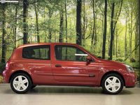 tweedehands Renault Clio 1.2-16V Community | 15'' lichtmetaal | Radio CD | Elektrische ramen voor |