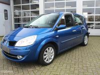 tweedehands Renault Scénic II 1.6-16V Tech Line Facelift Model Keyless Entry/Go! NAVIGATIE CLIMATE CONTROL (Airco) CRUISE CONTROL 6-BAK BOORDCOMP. MULTIFUNC.STUUR IN HOOGTE VERST.VOORSTOEL (2X) Radio/CD Elek.Ramen+Spiegels MISTLAMPEN (V+A) Métallic lak 12V.-Aansl. Lunc