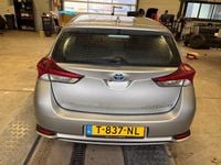 Occasion Toyota Auris Hybrid Business Edition 136 PK (100 kW) 2016 Grijs Hatchback