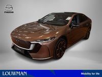 Nieuw Mazda 6e Takumi-Line 189 kW (258 PK) 2025 Bruin (metallic) Hatchback