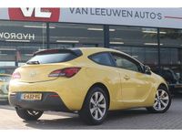 Occasion Opel Astra GTC Sport 179 PK (131 kW) 2011 Geel Hatchback