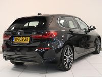 Occasion BMW 118 Sport Line 136 PK (100 kW) 2022 Zwart Hatchback