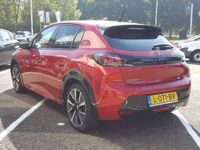 tweedehands Peugeot e-208 EV 50kWh 136pk GT Pack 3-fase Navigatie Cruise & Climate control Achteruitrijcamera KEYLESS Panoramadak P-hulp LM-velgen 17inch