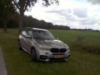 tweedehands BMW X5 M M50d Sport-Aut. grijs kenteken 381 pk!