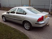 tweedehands Volvo S60 benzine 2.4 140PK Automaat