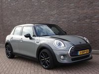 tweedehands Mini Cooper 1.5 Chili, 5 deurs, Grey Metallic, black 17",