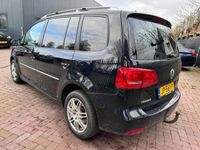 tweedehands VW Touran 1.6 TDI Highline BlueMotion 7Pers Pano Leder Stoelverw