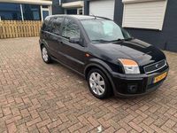 tweedehands Ford Fusion 1.6-16V Futura - AUTOMAAT