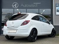 tweedehands Opel Corsa 1.4-16V Color Edition Airco LMV PDC