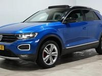 Occasion VW T-Roc Advance 110 PK (80 kW) 2018 Ravenna blue / zwart dak SUV