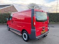 Occasion Opel Vivaro 90 PK (66 kW) 2013 Rood MPV