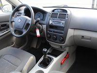 Occasion Kia Cerato LX 105 PK (77 kW) 2006 Blauw Hatchback