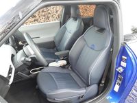 Occasion Mini Cooper Favoured 135 kW (184 PK) 2025 Blauw (metallic) Hatchback