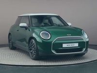 Occasion Mini Cooper Favoured 135 kW (184 PK) 2025 Groen Hatchback