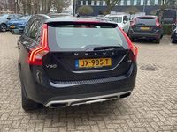 Occasion Volvo V60 CC Summum 245 PK (180 kW) 2015 Zwart Stationwagen