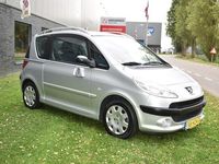 tweedehands Peugeot 1007 1.6-16V Sublime Automaat