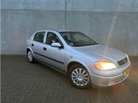 Occasion Opel Astra Edition 101 PK (74 kW) 2002 Grijs Hatchback