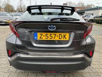 tweedehands Toyota C-HR 1.8 Hybrid Active