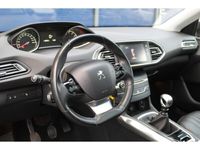 tweedehands Peugeot 308 SW 1.2 130PK Allure | Panorama Dak | Navigatie | Camera | Volleder bekleding | Stoelverwarming | 17" Lichtmetaal |