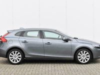 tweedehands Volvo V40 T3 Automaat Momentum *Xenon/OnCall/Standkachel*