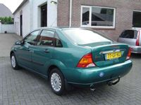 tweedehands Ford Focus 1.6-16V Ghia