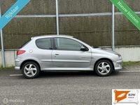 Occasion Peugeot 206 Quiksilver 88 PK (64 kW) 2005 Grijs Hatchback