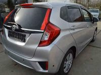 tweedehands Honda Jazz 1.3i-VTEC Trend 52484km - 02/2017 - Benzine - PDC