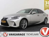 Occasion Lexus IS300h Luxury Line 223 PK (164 kW) 2019 Grijs Sedan
