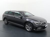 tweedehands VW Passat Variant 2.0 TSI Elegance Business R | 190 PK | Automaat | Elektrisch bedienbare achterklep met sensorsturing | Lederen bekleding |