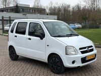 tweedehands Opel Agila 1.0-12V Essentia