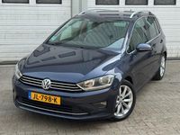 Occasion VW Golf Sportsvan Highline 125 PK (91 kW) 2016 Blauw, metallic lak MPV