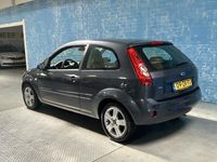 tweedehands Ford Fiesta 1.6-16V Futura XL CLIMA LEER ELK.PAKKET Goede onde