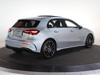 Nieuw Mercedes A180 Business 136 PK (100 kW) 2025 Zwart, metallic lak Hatchback