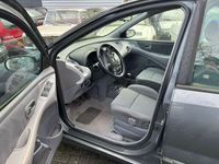 tweedehands Nissan Almera Tino Acenta