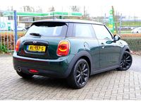 Occasion Mini Cooper D Business 116 PK (85 kW) 2018 Groen Hatchback