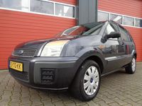 tweedehands Ford Fusion 1.4-16V Champion 81PK Airco Trekhaak Hoog Zitter NL-Auto