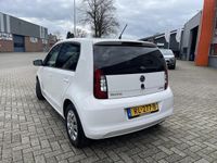 tweedehands Skoda Citigo 1.0 Greentech Ambition NL-Auto / 5drs Cruise Control / Airco / Getint glas achter / Bluetooth