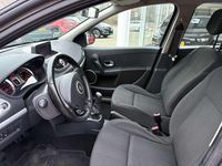 Occasion Renault Clio II Dynamique 75 PK (55 kW) 2010 Grijs Hatchback