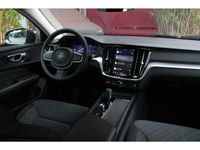 tweedehands Volvo V60 2.0 B4 Core | Cruise Control adaptief met stuurhulp | Stuur- en stoelverwarming | BLIS | Carplay