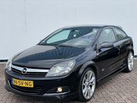 tweedehands Opel Astra GTC 2.0 TURBO 170pk 6 bak, OPC Sport uitv., Xenon,