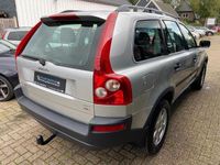 tweedehands Volvo XC90 2.5 T Kinetic Automaat 7 PERSOONS / LEER / ECC / TREKHAAK