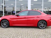 tweedehands Alfa Romeo Giulia 2.0 T Estrema AWD 280 | Harman kardon | 19" Velgen