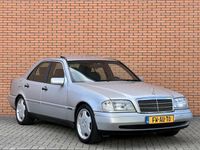 tweedehands Mercedes C180 Sport | Schuif - Kanteldak | Stoelverwarming | Parkeersensoren | Elektrische Ramen | Elektrische Spiegels |