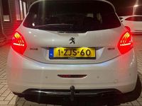Occasion Peugeot 208 GTi 200 PK (147 kW) 2015 Wit Hatchback