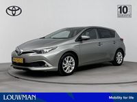 Occasion Toyota Auris Hybrid Executive 136 PK (100 kW) 2017 Grijs Hatchback