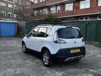 Occasion Renault Scénic Expression 116 PK (85 kW) 2013 Wit MPV